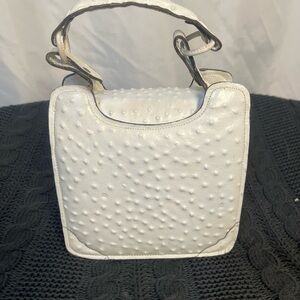 Chic White Vintage Ostrich leather Mini Bag